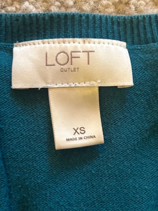 Women’s Assorted Cardigans - Picture 4 of 10